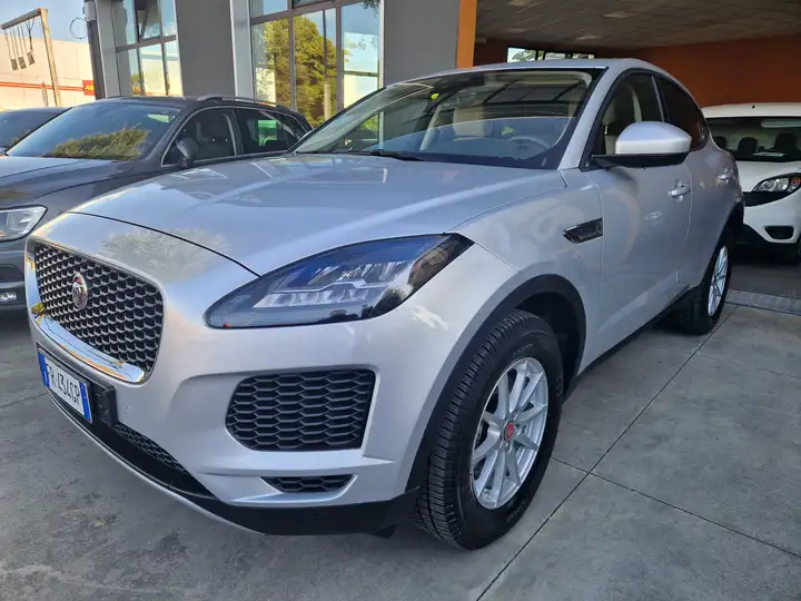 JAGUAR E-PACE