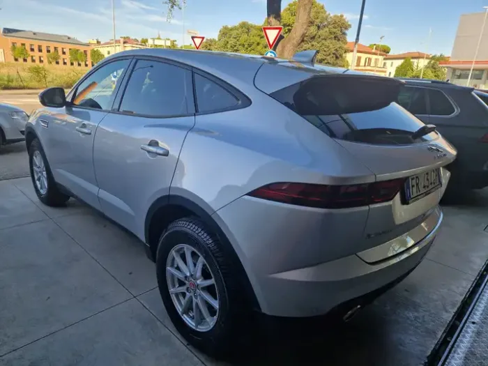 JAGUAR E-PACE 2.0 S AWD - immagine 5