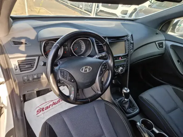 HYUNDAI  I30 WAGON 1.6 CRDI BUSINESS 110CV - immagine 13