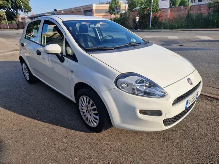 FIAT PUNTO 1.2 STREET 5P - immagine 4