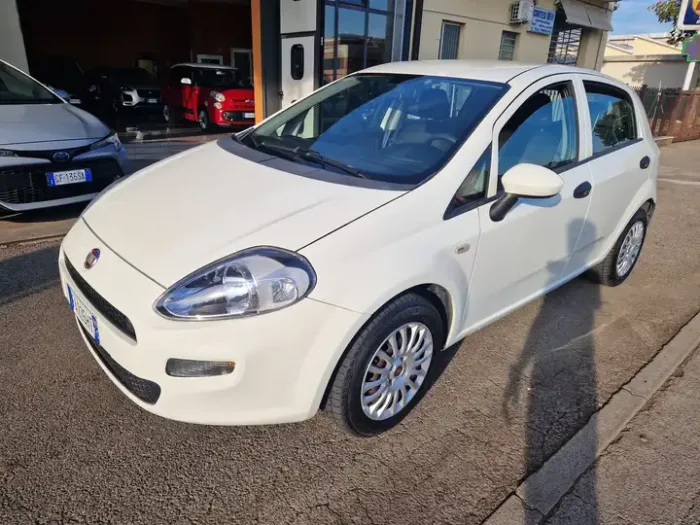 FIAT PUNTO 1.2 STREET 5P