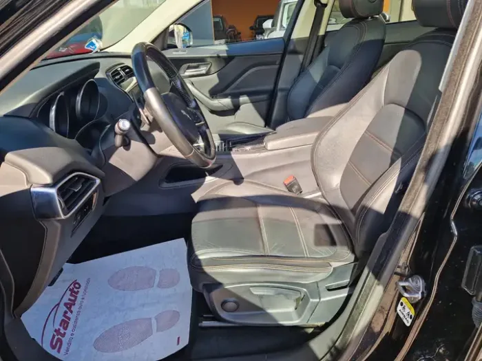 JAGUAR F-PACE 2.0 PRESTIGE AWD 180CV AUTO - immagine 7