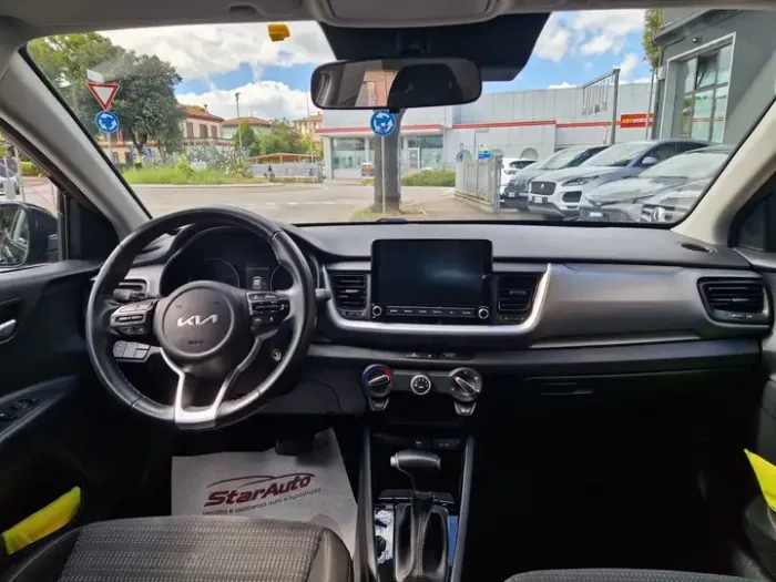 KIA STONIC 1.0 T-GDI MHEV STYLE - immagine 6