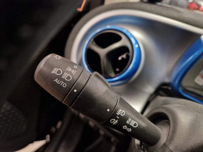 SMART FORTWO EQ PASSION NIGHT SKY - immagine 8