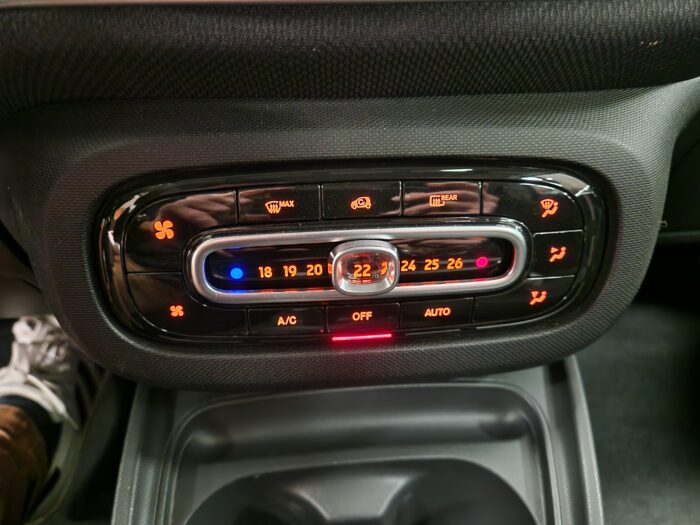 SMART FORTWO EQ PASSION NIGHT SKY - immagine 10
