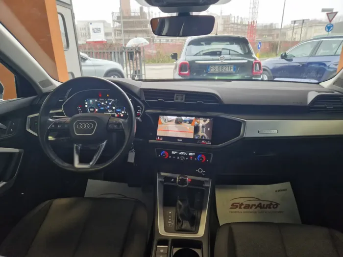 AUDI Q3 35 2.0 tdi Business Advanced quattro s-tronic - immagine 5