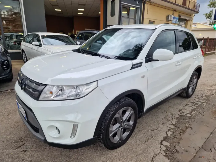 SUZUKI VITARA 1.6 ddis V-Top 120cv - immagine 2