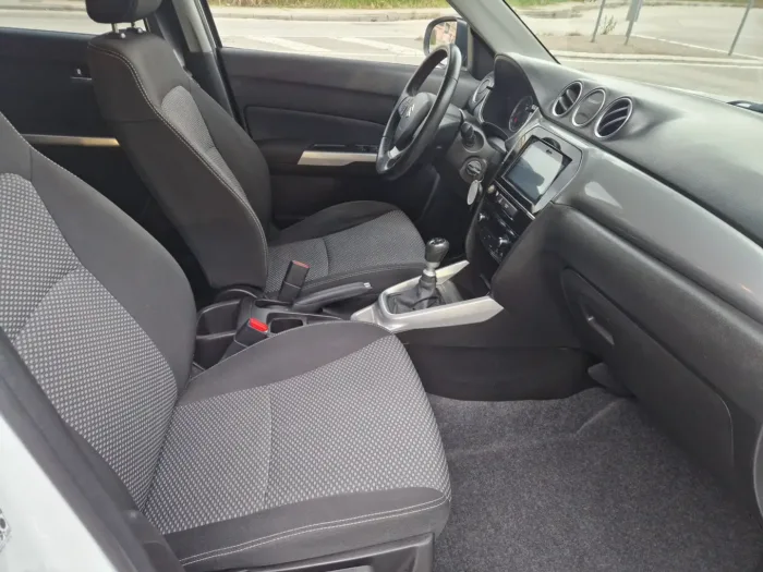 SUZUKI VITARA 1.6 ddis V-Top 120cv - immagine 6