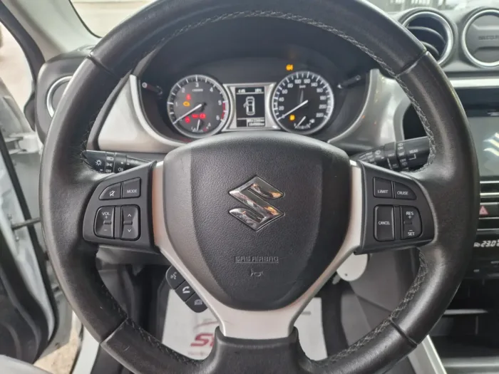 SUZUKI VITARA 1.6 ddis V-Top 120cv - immagine 9