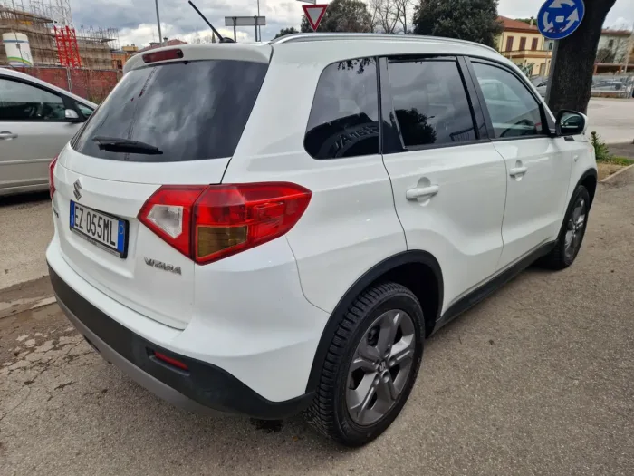 SUZUKI VITARA 1.6 ddis V-Top 120cv - immagine 4