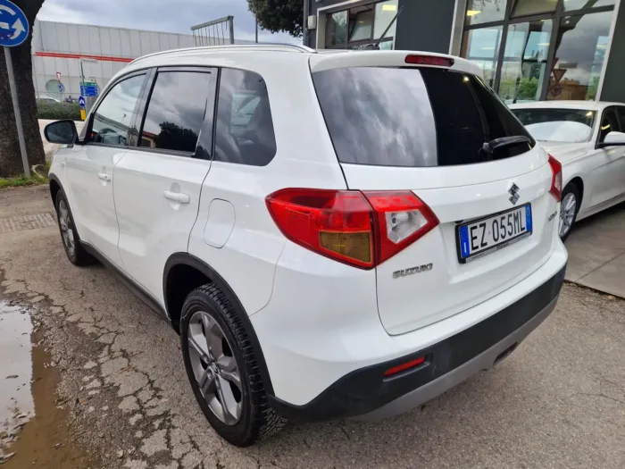 SUZUKI VITARA 1.6 ddis V-Top 120cv - immagine 3
