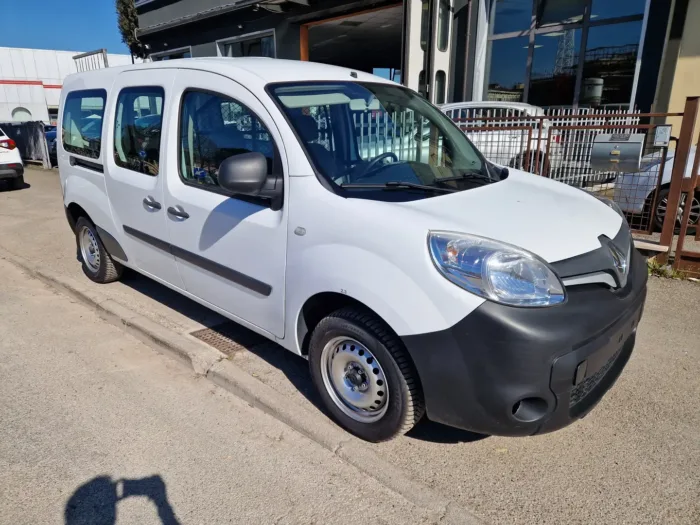 RENAULT KANGOO 1.5 dci Autocarro Maxi -NO CLIMA- - immagine 2