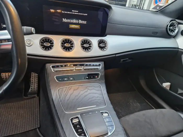 MERCEDES-BENZ E 220 Coupe d Premium Plus 4matic auto - immagine 7