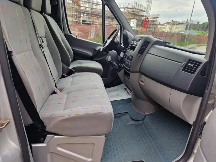Volkswagen CRAFTER 2.5 TDI 163CV L2H2 - immagine 8