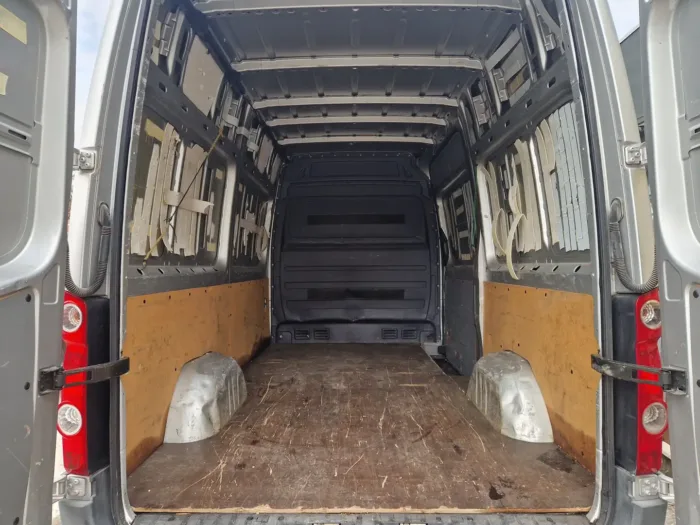 Volkswagen CRAFTER 2.5 TDI 163CV L2H2 - immagine 11