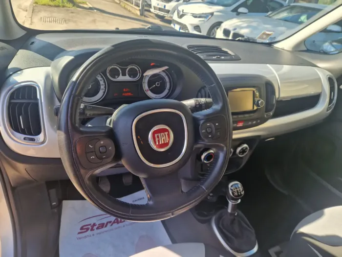 FIAT 500L Living 1.6 mjt Pop Star 105cv - immagine 8