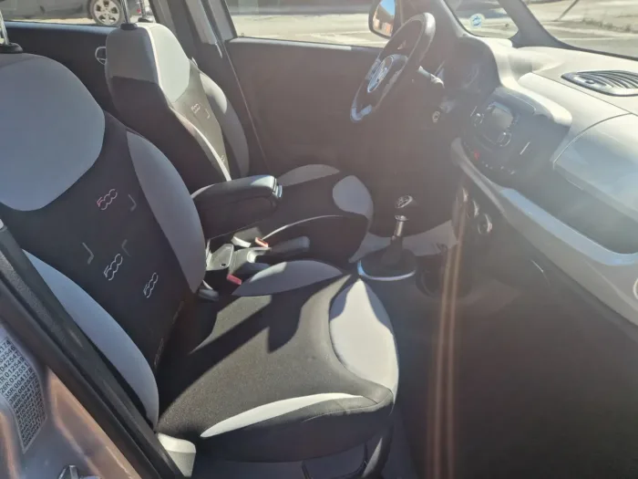 FIAT 500L Living 1.6 mjt Pop Star 105cv - immagine 6