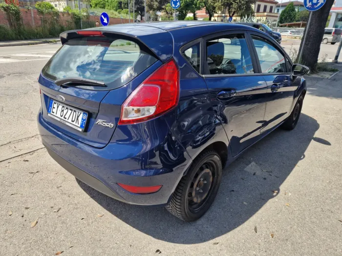 FORD FIESTA 5p 1.4 Business Gpl 95cv - immagine 4