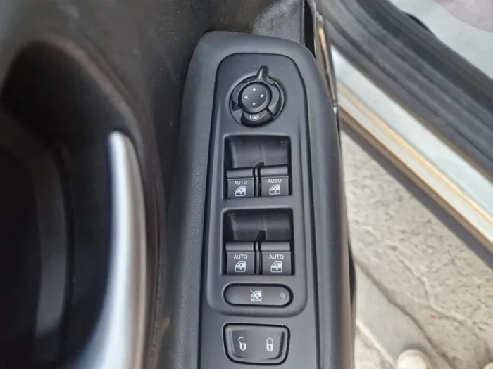 JEEP RENEGADE 1.0 t3 Limited 2wd Night Eagle - immagine 12