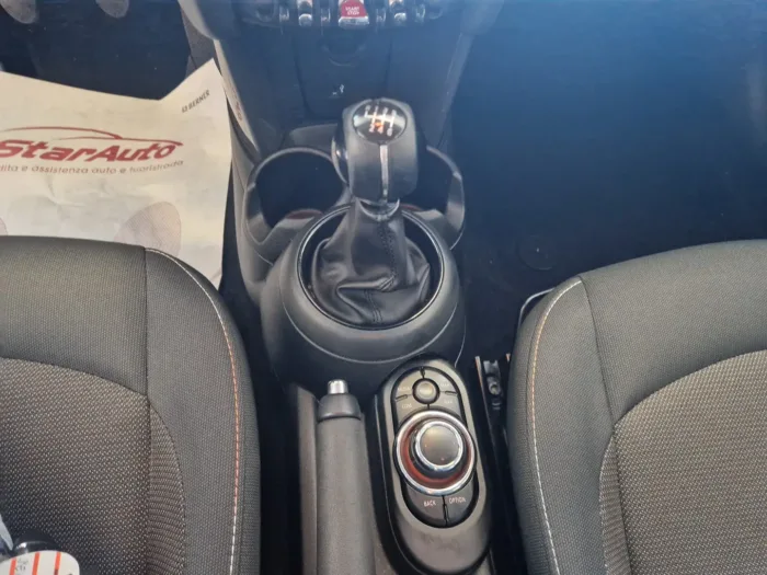 MINI One 5p 1.5 75cv FIRST - immagine 7