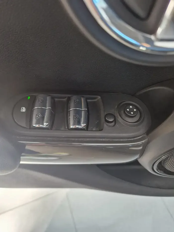 JEEP COMPASS 1.3 turbo t4 phev Limited 4xe auto - immagine 13