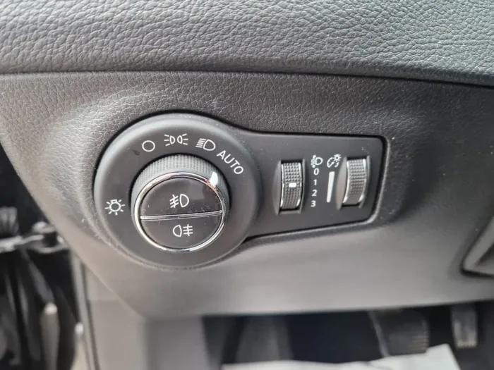 JEEP COMPASS 2.0 mjt Limited 4wd 140cv auto my19 - immagine 10