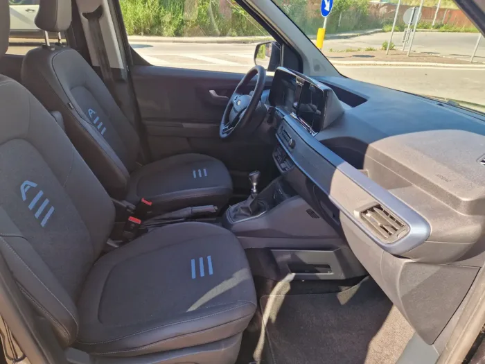 FORD TOURNEO COURIER 1.0 ecoboost 125cv Active - immagine 14