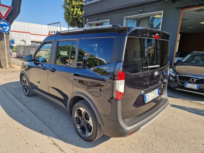 FORD TOURNEO COURIER 1.0 ecoboost 125cv Active - immagine 3