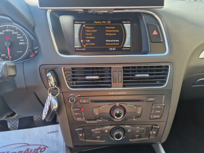 AUDI Q5 2.0 tdi Advanced quattro 143cv - immagine 9