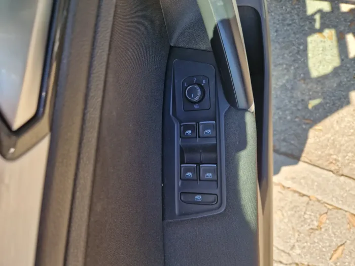 VOLKSWAGEN TIGUAN 2.0 tdi bm Sport - immagine 12