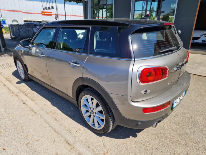 MINI Cooper D Clubman 2.0 Boost - immagine 4