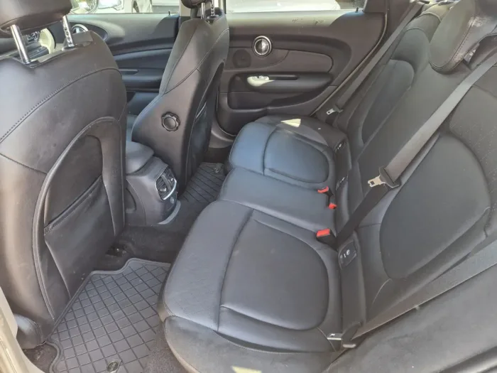 MINI Cooper D Clubman 2.0 Boost - immagine 13