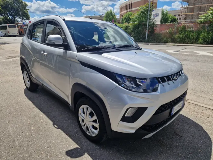 MAHINDRA KUV100 1.2 K6+ m-bifuel