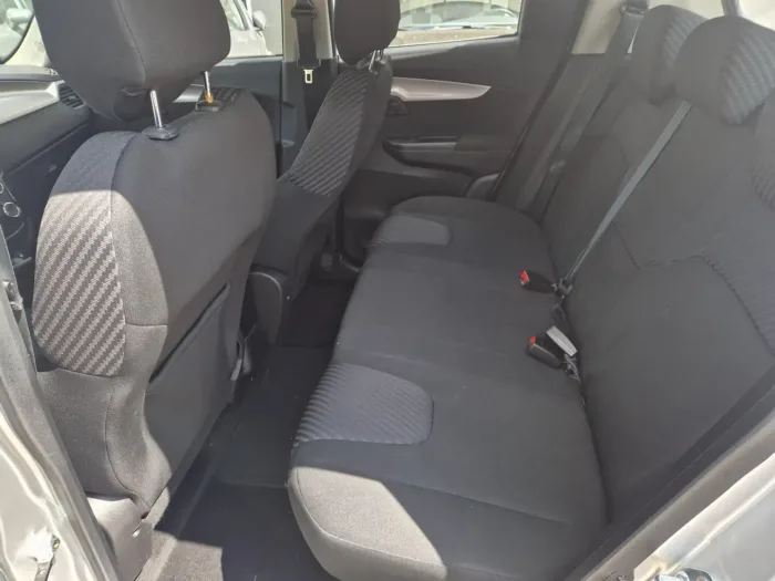 MAHINDRA KUV100 1.2 K6+ m-bifuel - immagine 9