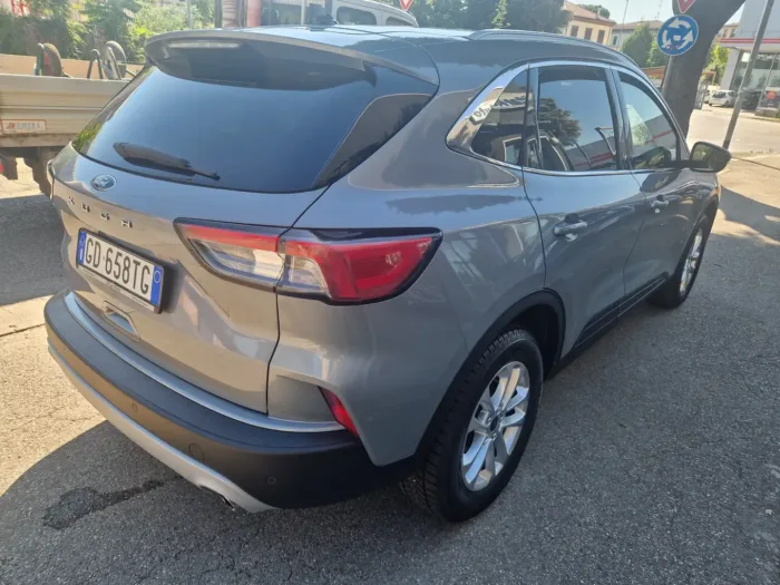 FORD KUGA 1.5 ecoblue Titanium Business 2wd 120cv - immagine 3