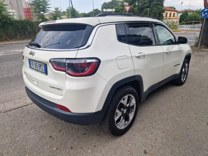 JEEP COMPASS 2.0 mjt Limited 4wd 140cv - immagine 4