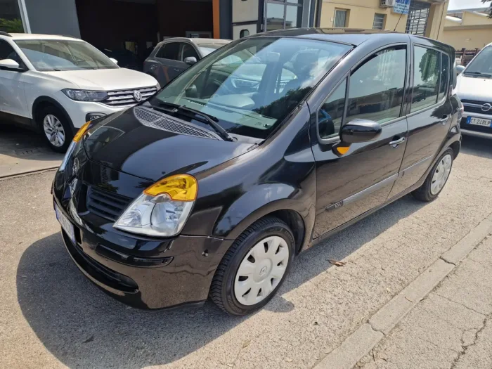 RENAULT MODUS 1.2 16v Confort Dynamique - immagine 2