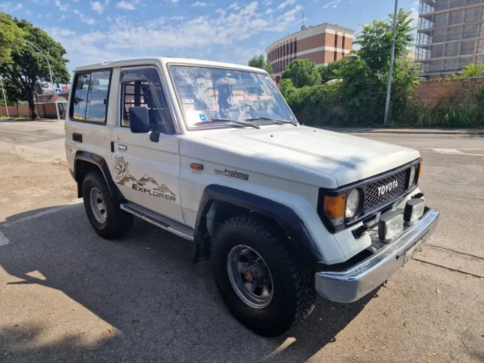 TOYOTA LAND CRUISER lj70 SW 2.4 td