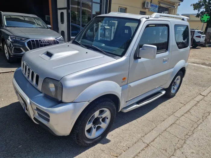 SUZUKI JIMNY 1.5 ddis JLX+ 4wd - immagine 2