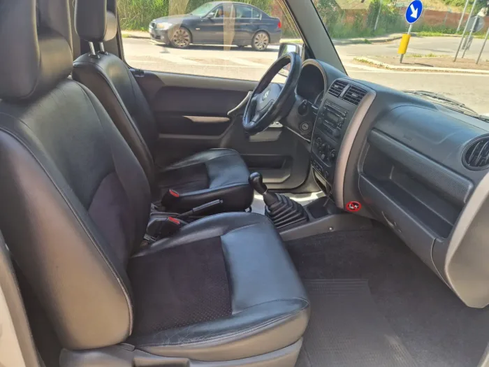 SUZUKI JIMNY 1.5 ddis JLX+ 4wd - immagine 8