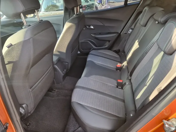 PEUGEOT 2008 1.2 puretech Allure Pack s - immagine 13