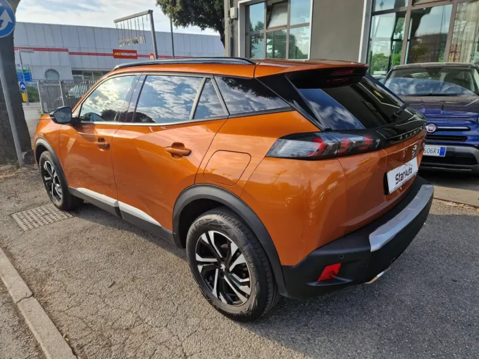 PEUGEOT 2008 1.2 puretech Allure Pack s - immagine 3