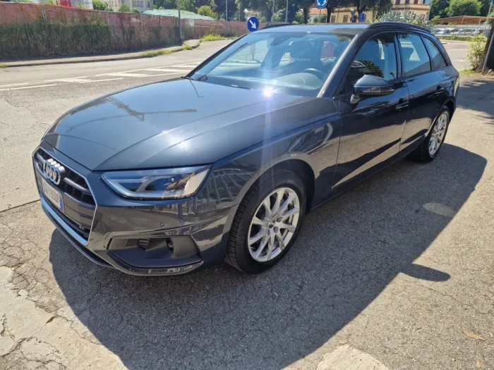 AUDI A4 Avant 40 2.0 tdi mhev Quattro Business s-tronic