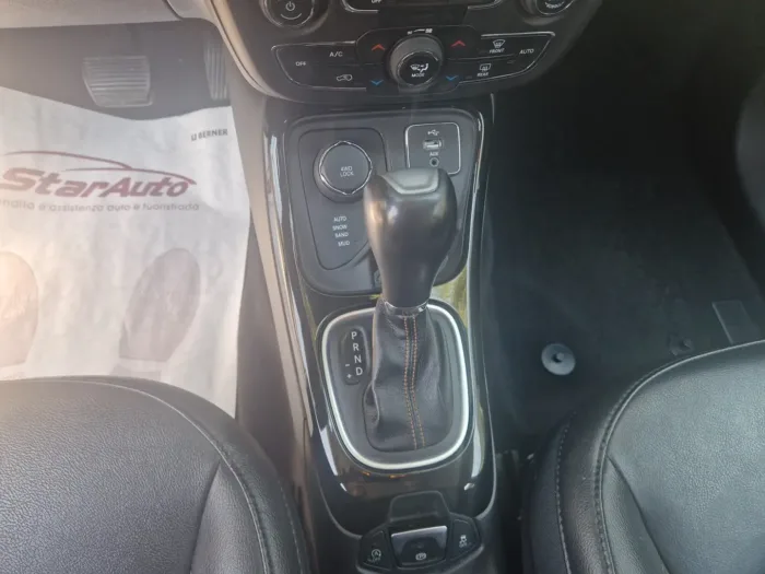 JEEP COMPASS 2.0 mjt Limited 4wd 140cv - immagine 10
