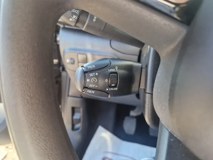 CITROEN C3 1.6 bluehdi Feel 100cv - immagine 11