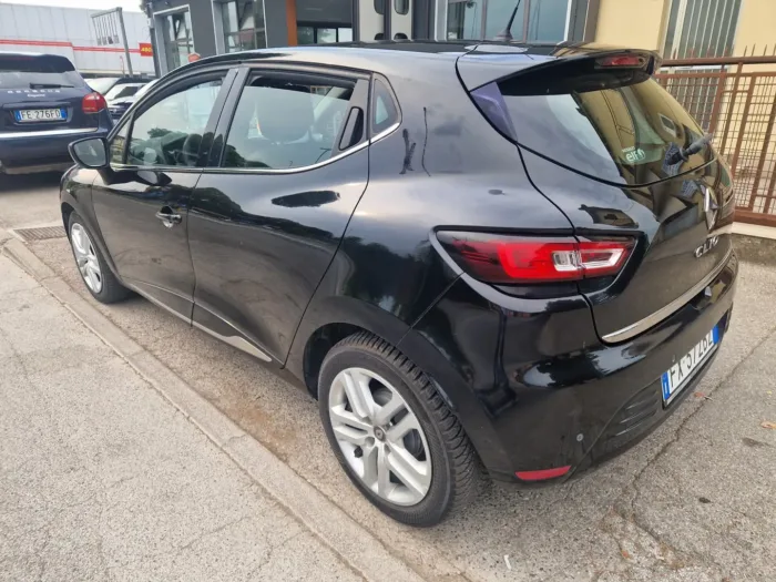 RENAULT CLIO IV 2017 1.5 dci energy Business 90cv - immagine 4