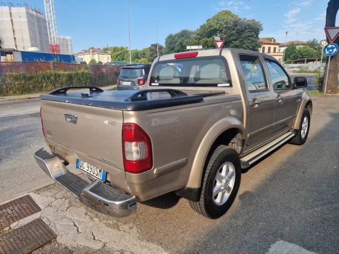 ISUZU D-MAX I 3.0 td Crew LS - immagine 4