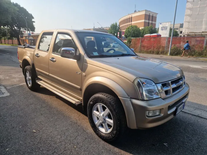 ISUZU D-MAX I 3.0 td Crew LS