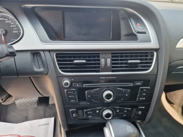 AUDI A4 Avant 2.0 tdi 143cv multitronic - immagine 11