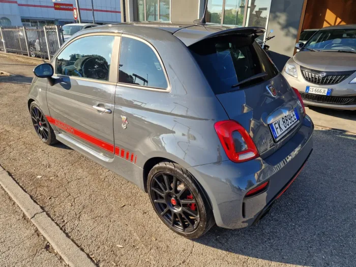 ABARTH 695 695 1.4 16v TURISMO YAMAHA - immagine 3